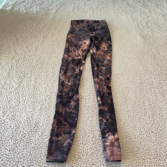 Lululemon Align Pant 28"
Diamond Dye Graphite Grey Pink Pastel size 0 - Picture 1 of 5